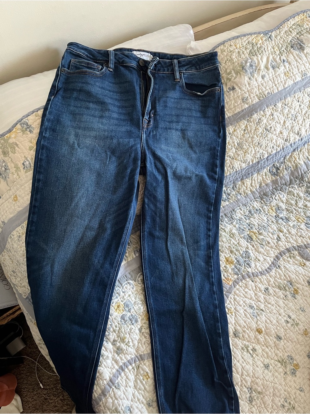 Carly Jean Los Angeles Dark Blue Straight-Leg Jeans